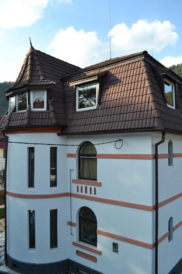 Castle Gate 호텔 브란 외부 사진